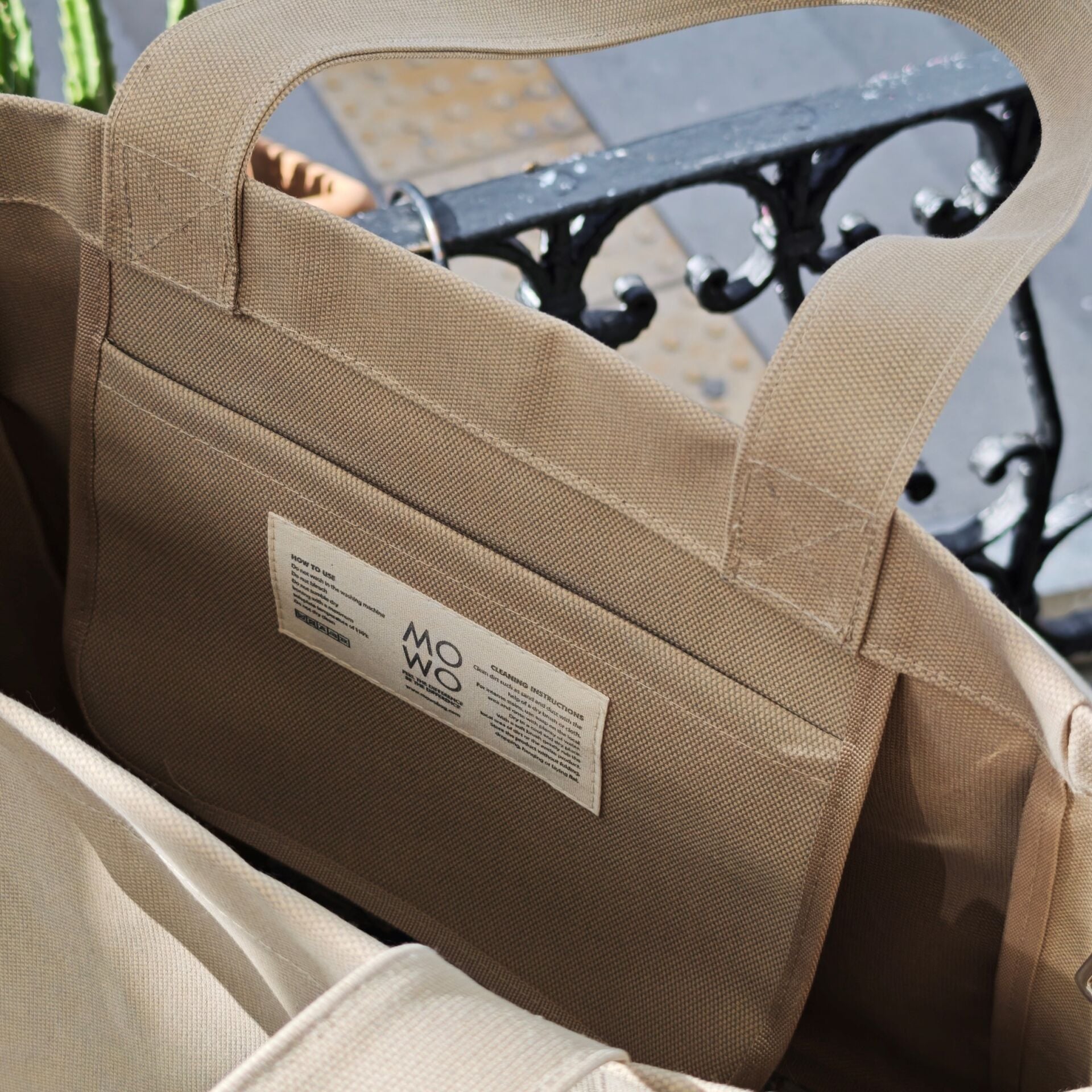 WAXED CANVAS CREAM MIDI BAG