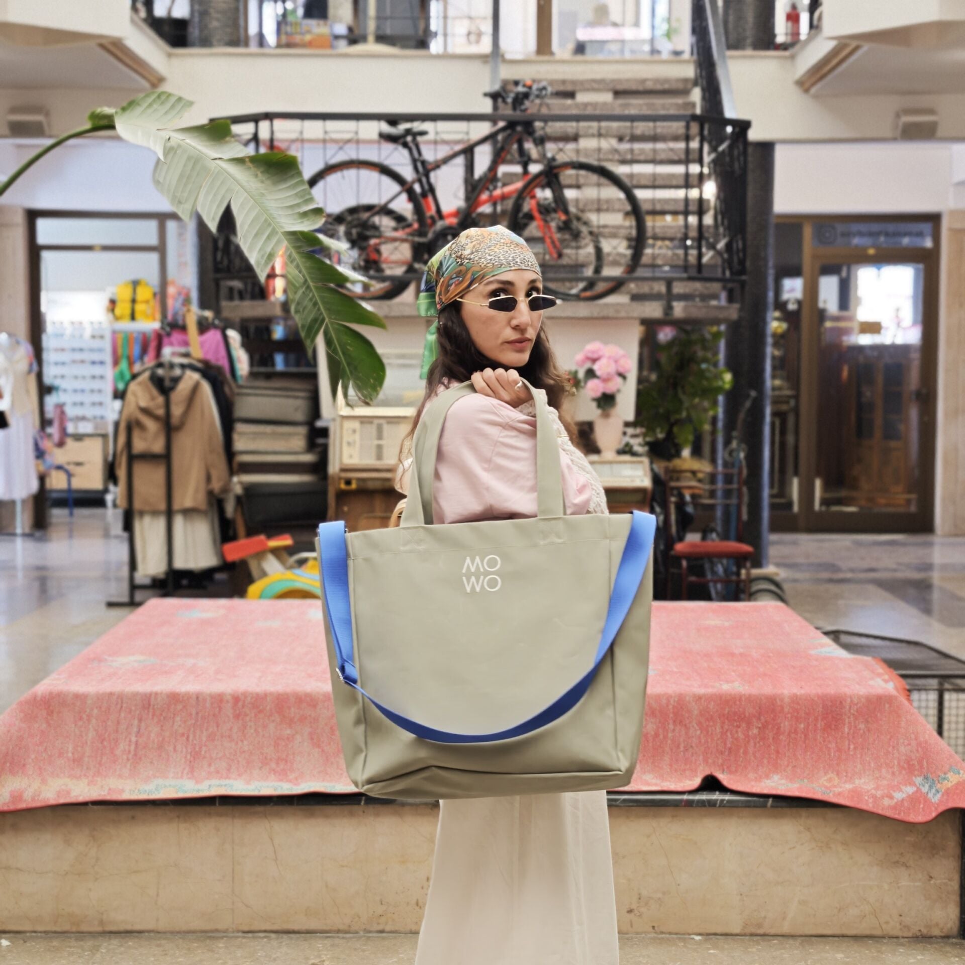 WAXED CANVAS SAGE GREEN OVERSIZE BAG